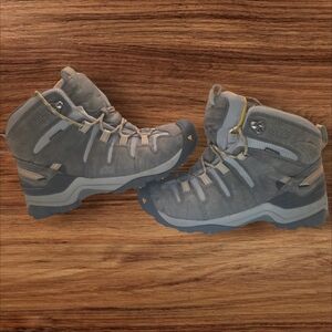 KEEN GYPSUM MID Womens 9.5 Gray/Yellow